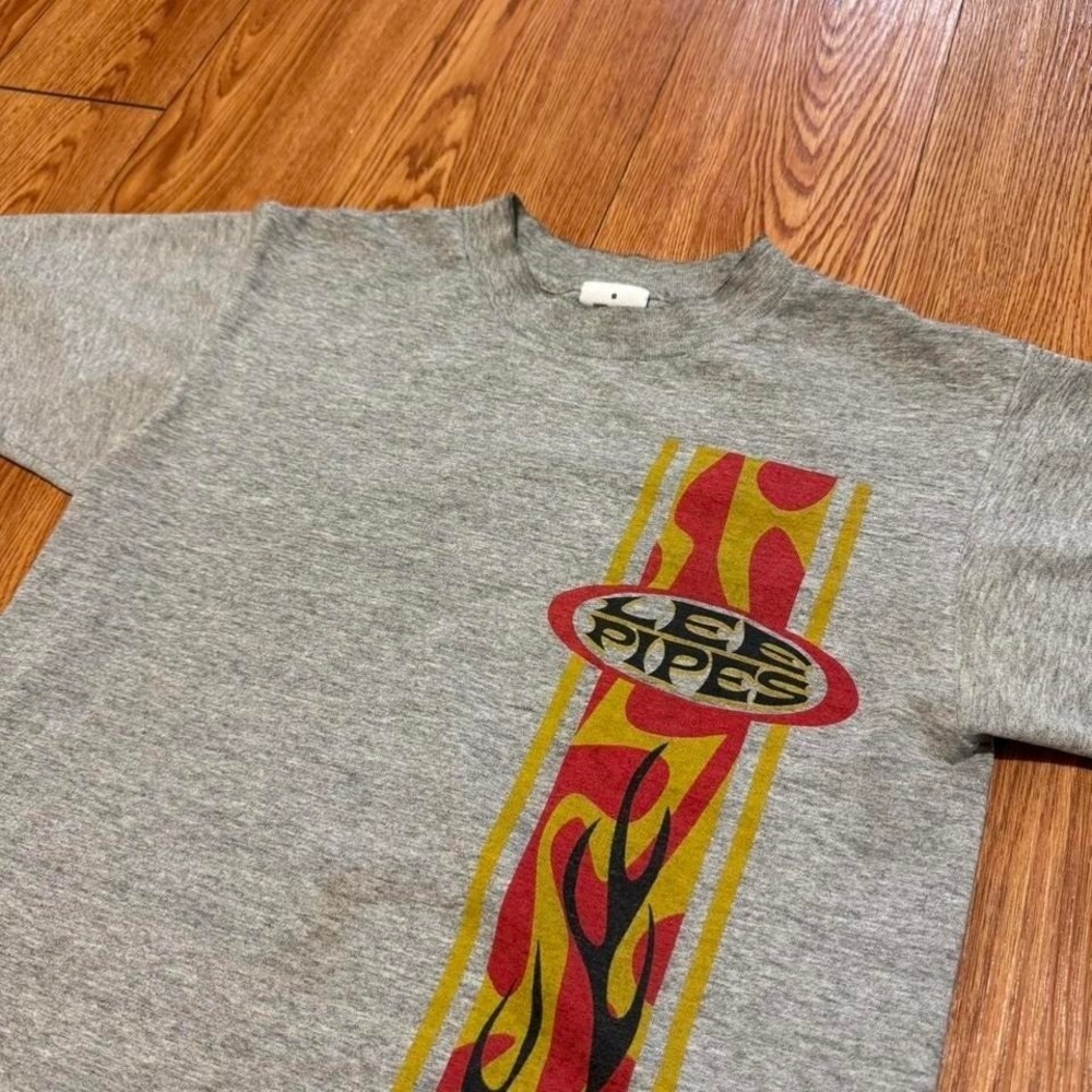 Lee Pipes Men's Shirt Flame Fire Skate Vintage 90s Y2K Gray Sized Small